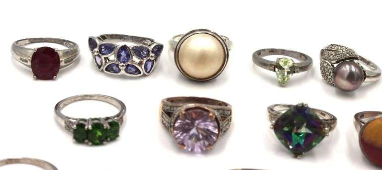 Group lot of 15 vintage 925 sterling silver gemstone rings