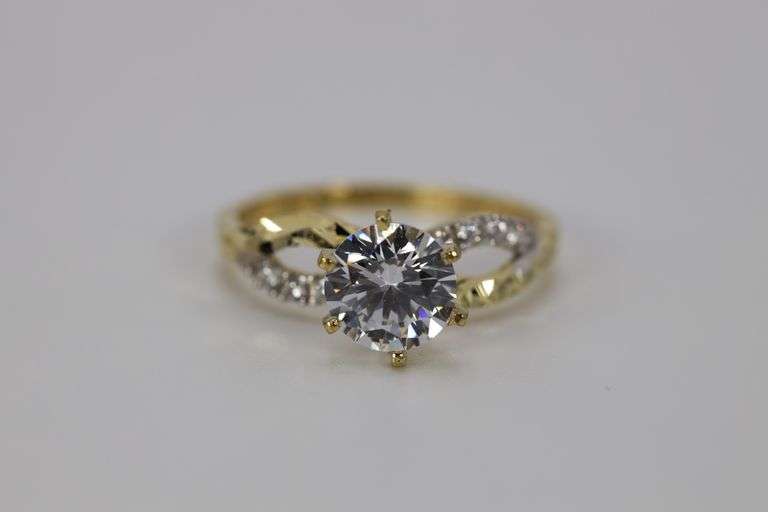 10k Yellow Gold Round Solitaire Infinity Knot Engagement Ring White CZ's Size 7.5