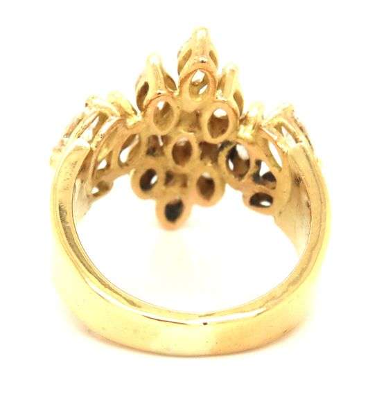18kt Yellow gold 2ctw marquise diamond cluster ring