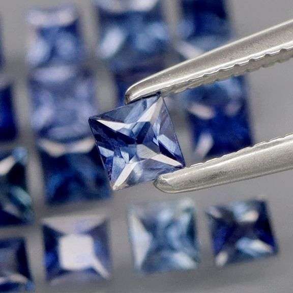 Deep blue and perfect for you! 2.11ct radiant princess cut Sapphires!