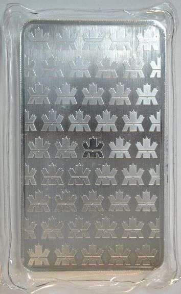 Super Royal Canadian Mint Pure .9999 fine Silver 10 Troy Oz bar in plastic