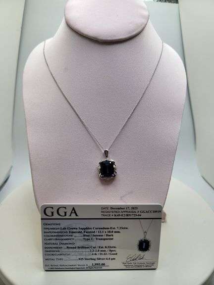Extremely fine quality Lab grown Sapphire 7.33 CTW and diamond pendent in silver, GGA certfied