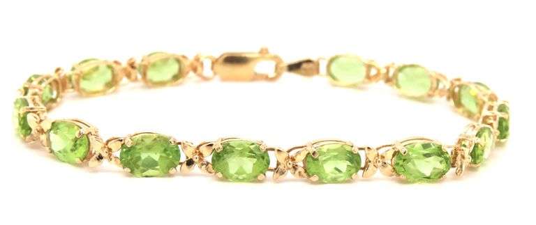 14kt Yellow gold oval Peridot bracelet