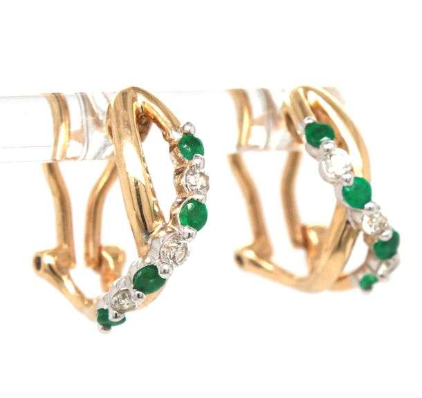 18kt Yellow gold emerald and diamond earrings