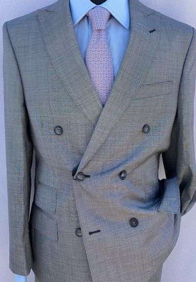 Stylish Double Breasted Comfort Fit Suit, Made in Italy