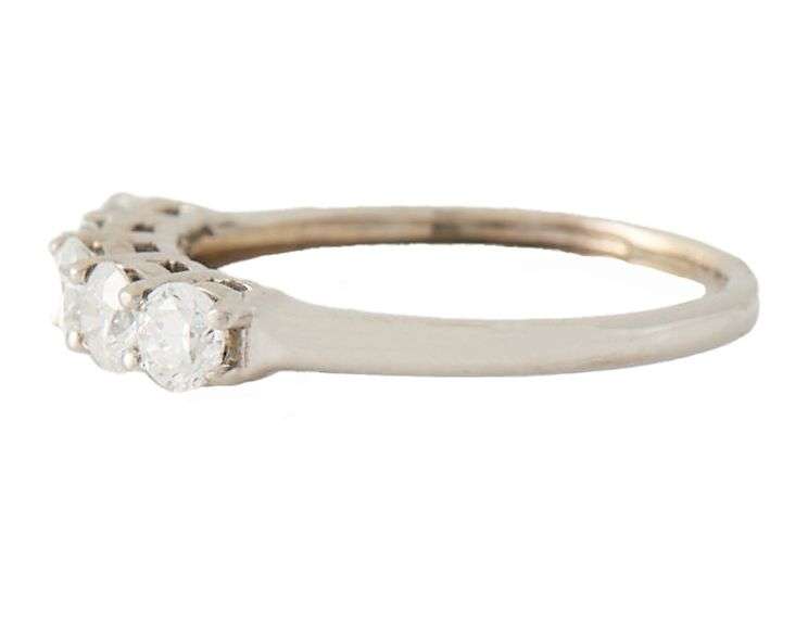 1.00ctw Round Diamond Five Stone Wedding Band Ring in 14K