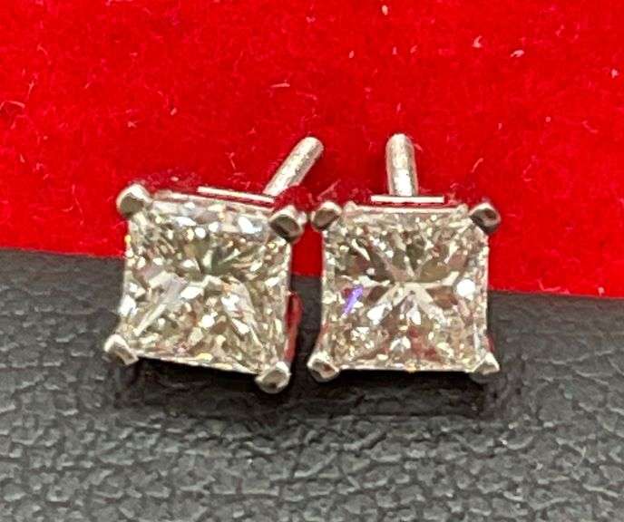 CERTIFIED BRAND NEW 14K WHITE GOLD DIAMOND STUD EARRINGS