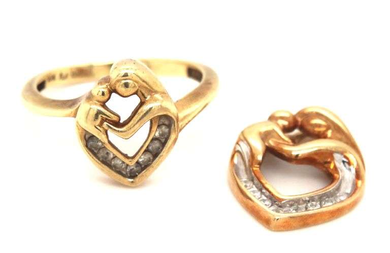 Set of 10kt Yellow gold mother and child diamond ring and pendant