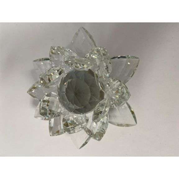 Crystal Lotus Flower LED Lamp