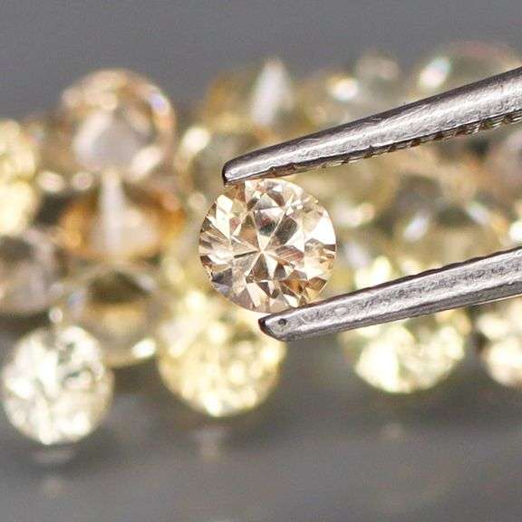 Heated only! 2.35ct set of champagne Ceylon Sapphires!