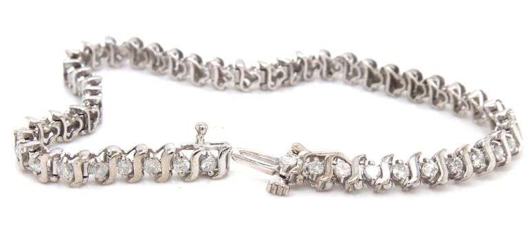 14kt White gold 1.45ctw diamond S link tennis bracelet