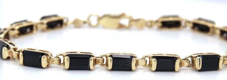 14kt Yellow gold emerald cut black onyx station bracelet