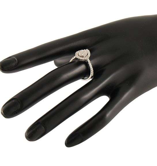 1.00ctw Round Diamond Pear Shaped Frame Cluster Ring in 14K