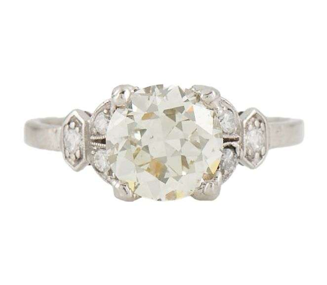 Vintage 1.60ctw Round Diamond Art Deco Engagement Ring in Platinum