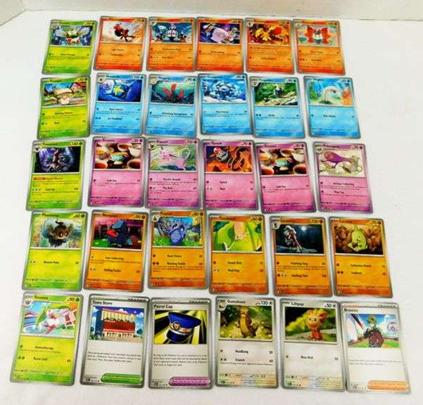 30 Pokémon 2023 Trade Cards