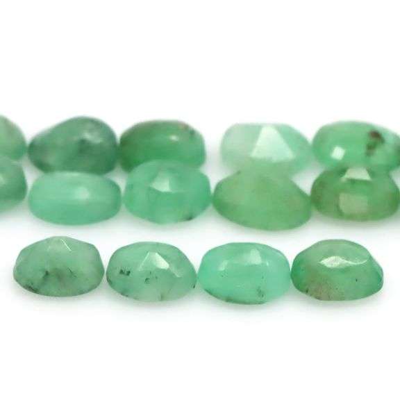 Look! It's a 6.68ct set of Emeralds with matched size and color!