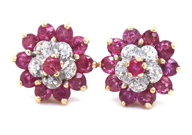 10kt Yellow gold ruby and diamond flower stud earrings