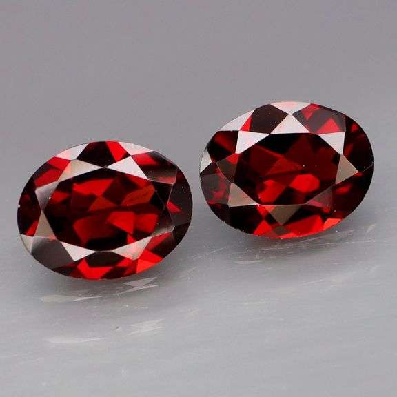 Mozambique red! 4.51ct matched oval cut Garnet pair!