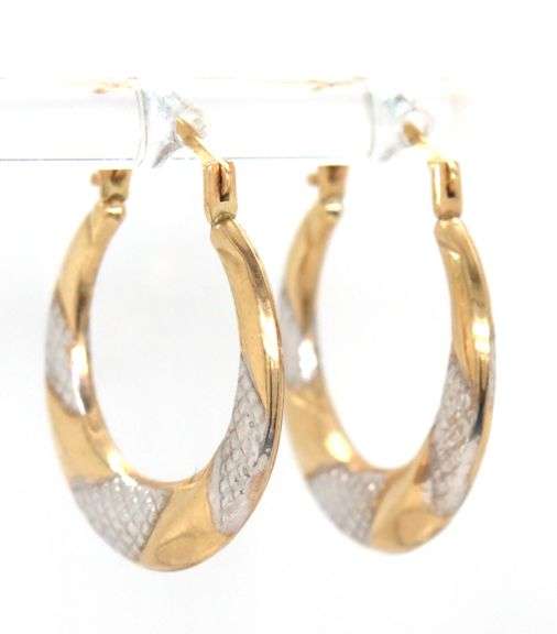 14kt Yellow gold hoop earrings