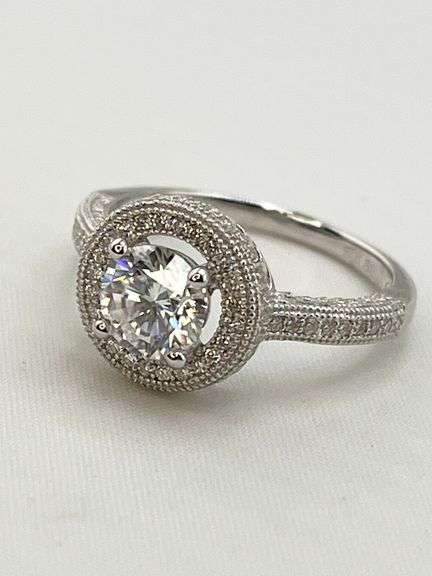 925 Sterling Silver TW One Carat Brilliant Cut Moissanite Halo Engagement Ring