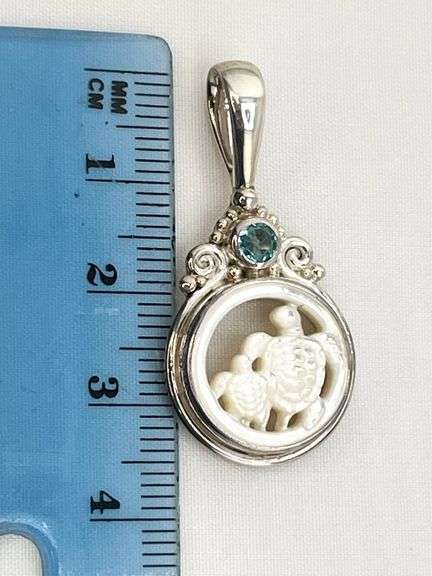 Sajen 925 Sterling Silver Mother Of Pearl Turquoise Turtle Pendant