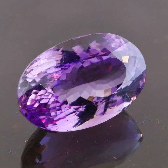 Magnificent 34.46ct violet Amethyst