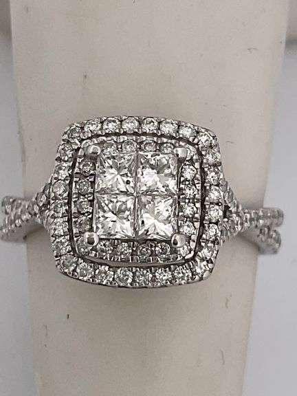 CERTIFIED LADIES 14K WHITE GOLD AND DIAMOND RING