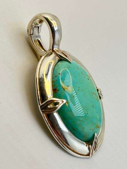 925 Sterling Silver Vintage Southwestern Style Turquoise Oval Shape Pendant