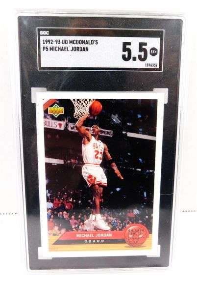 Michael Jordan 1992-93 Basketball Card, 5.5 EX