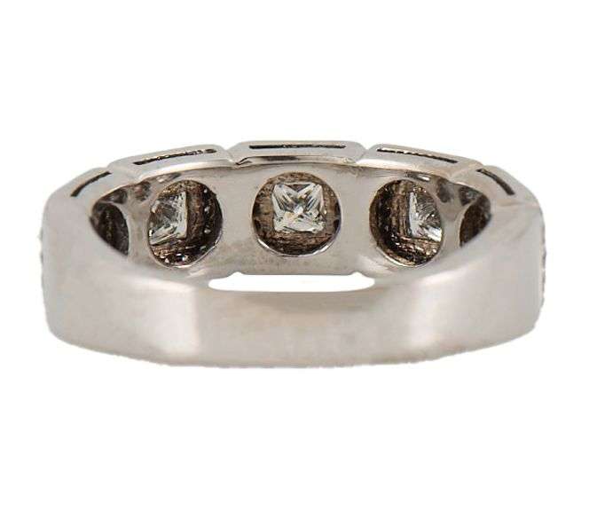 Ritani 1.00ctw Round and Princess Diamond Five Stone Frame Band Ring in 18K