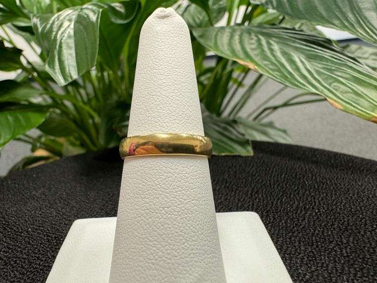 10k Yellow Solid Gold 4mm Domed Plain Men's Women's Wedding Band Size 7