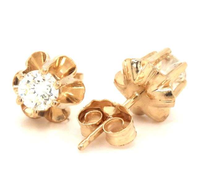 14kt Yellow gold 0.48ctw round brilliant cut stud earrings