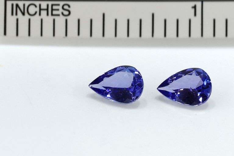 Graceful Pear-shaped Tanzanite Pair