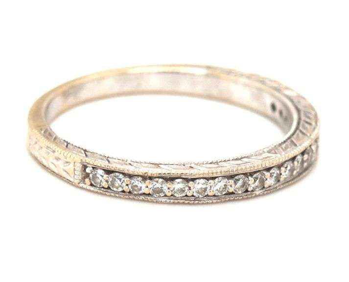 Contemporary 18K WG Etched Diamond Band