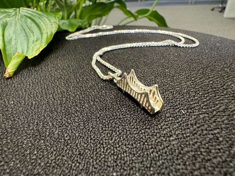 Sterling Silver London Bridge Pendant Charm 925 English Icon