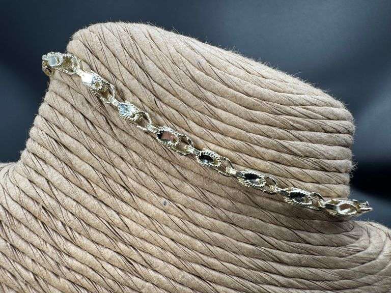 10k Yellow Gold Extremely Unique Diamond Cut 3.65mm Marquise Bracelet 8.5 Inch