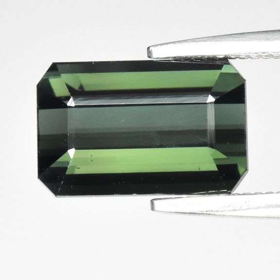Pristine VVS grade 2.19ct untreated blue green Tourmaline