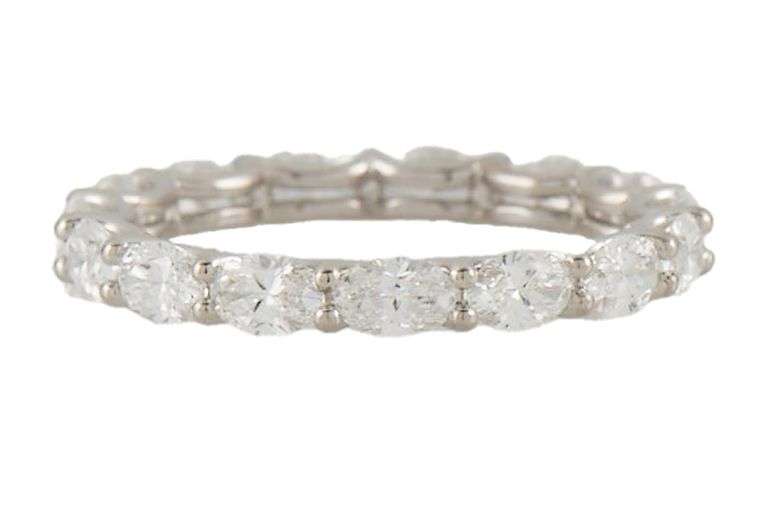 Fana 1.50ctw Oval Diamond Eternity Wedding Band Ring in 14K