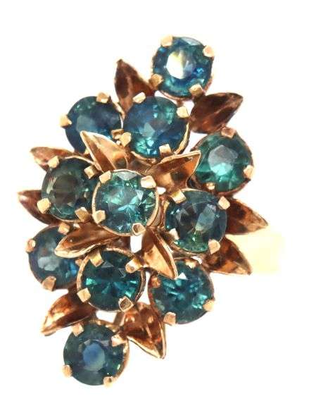 10kt Yellow gold blue sapphire cluster ring