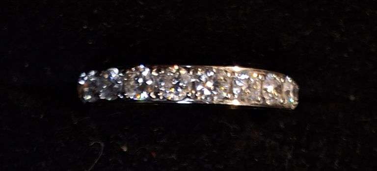 14K White Gold Natural Diamond Wedding Band