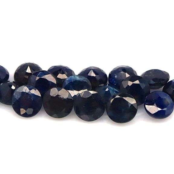 Looking for deep color? Then you want this 8.15ct Sapphire set!