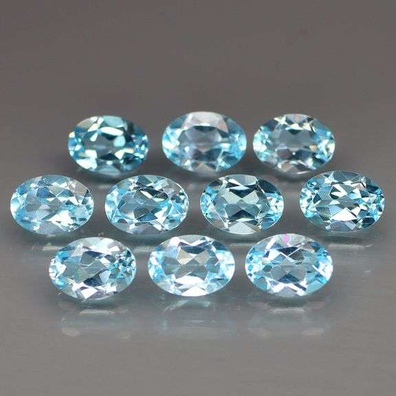 Matched! 10 piece 9.54ct sky blue Topaz set full of glittering flashing!