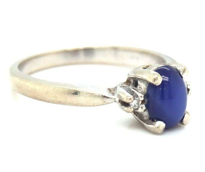 10kt White gold Linde star sapphire ring