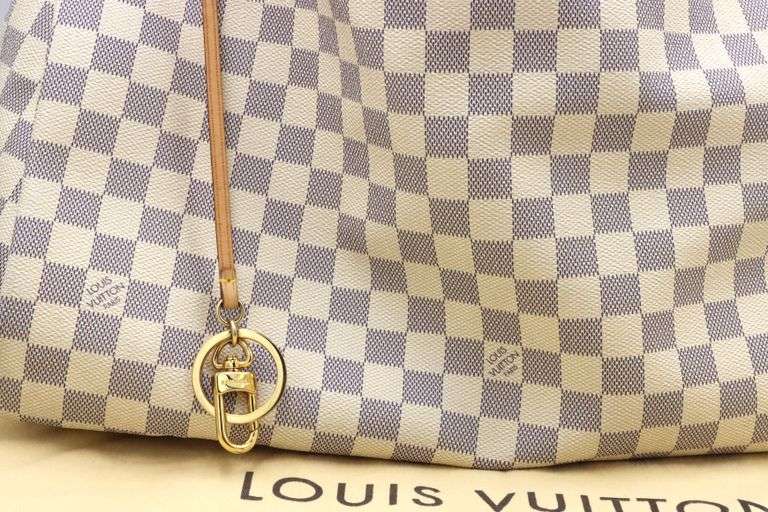Louis Vuitton Azur Artsy purse