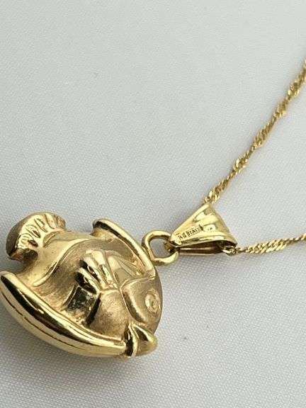 18KT Italian Yellow Gold Puffy Gold Fish Pendant With Twisted Curb Chain