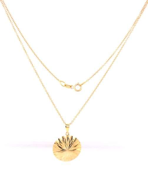 18kt Yellow gold diamond cut starburst pendant on chain