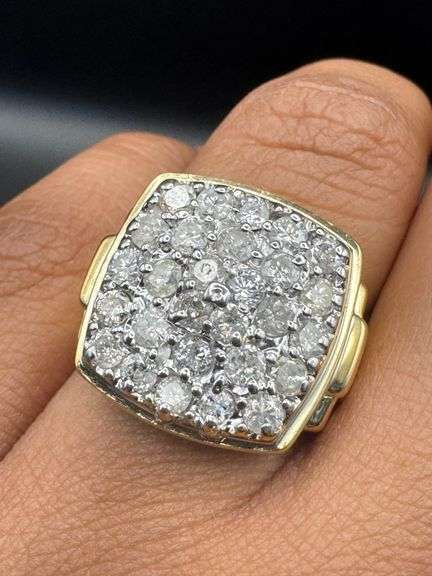 10K Yellow Gold Men Diamond Ring of 2ct