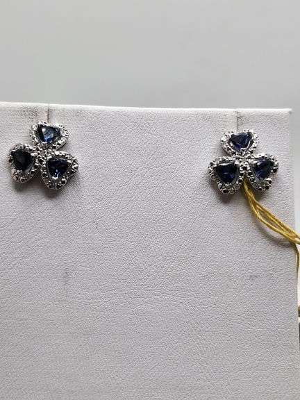 Magnificent pair earring Tanzanite and diamond in Silver – GGA Certified