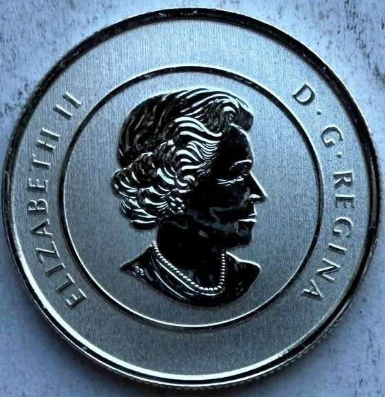 $25 Pure Silver Enameled 2015 Canada Flag Coin