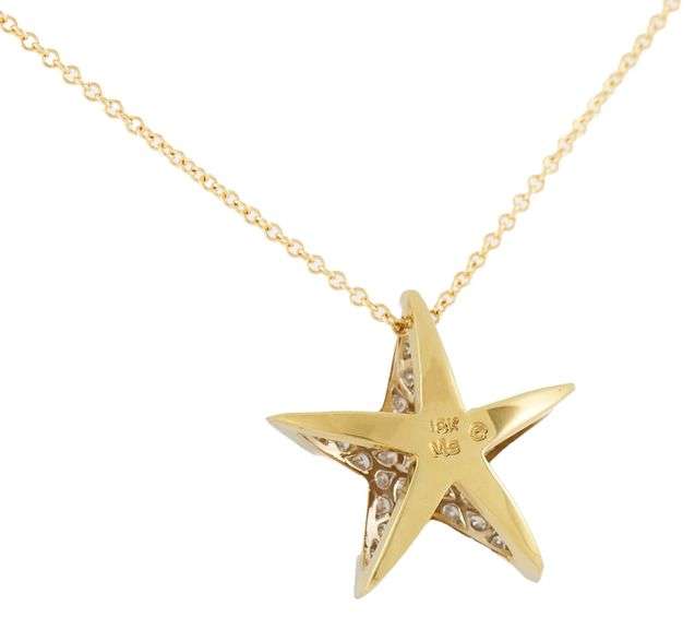1.15ctw Diamond Star Two Tone Pendant Necklace in 18K